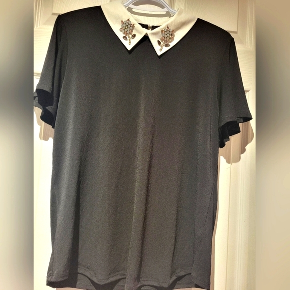 Top with embellishments - Picture 1 of 2